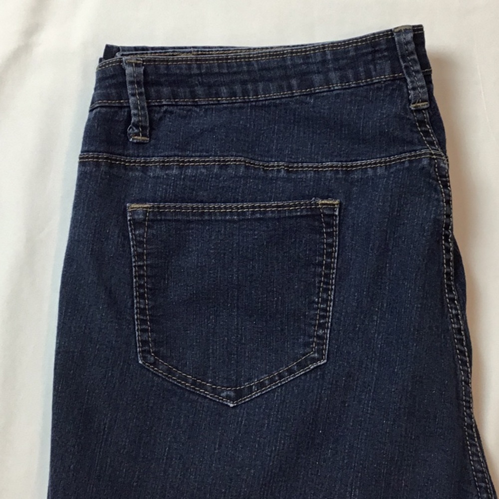 Ashley Stewart Capris Size 20